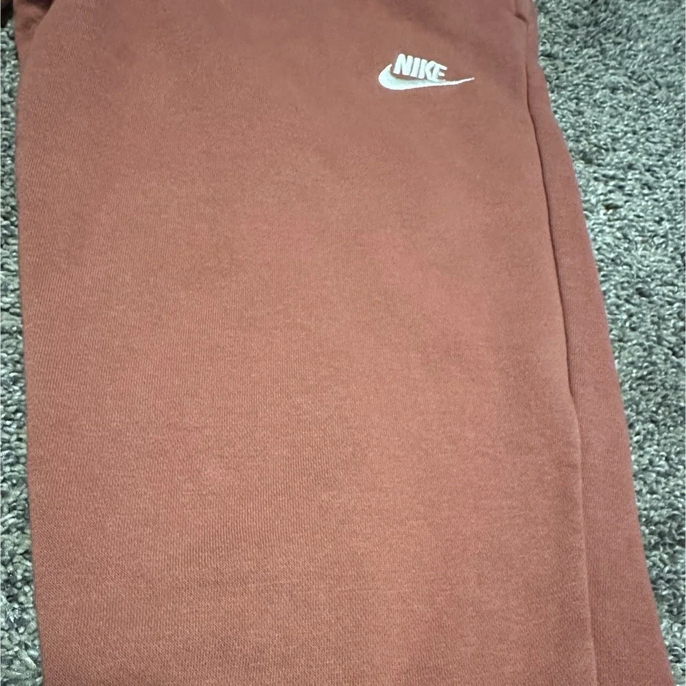 Nike Pants Girls L - Club Fleece Joggers Sweatpants DC7207-691 Cotton-Brick Red
